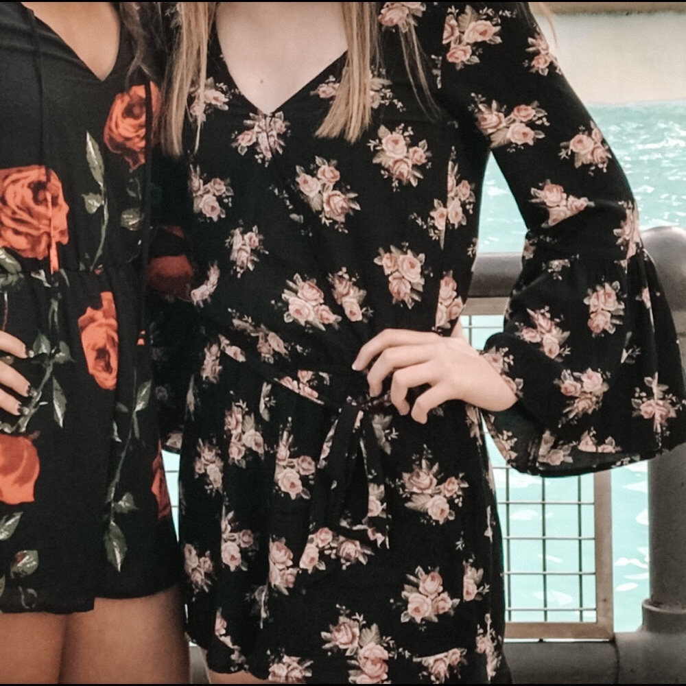 American Eagle romper